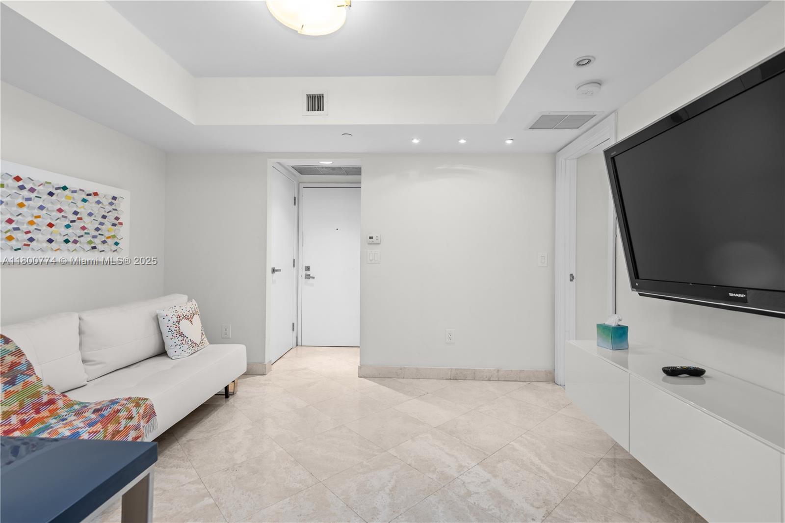 image Millenium Condominium18
