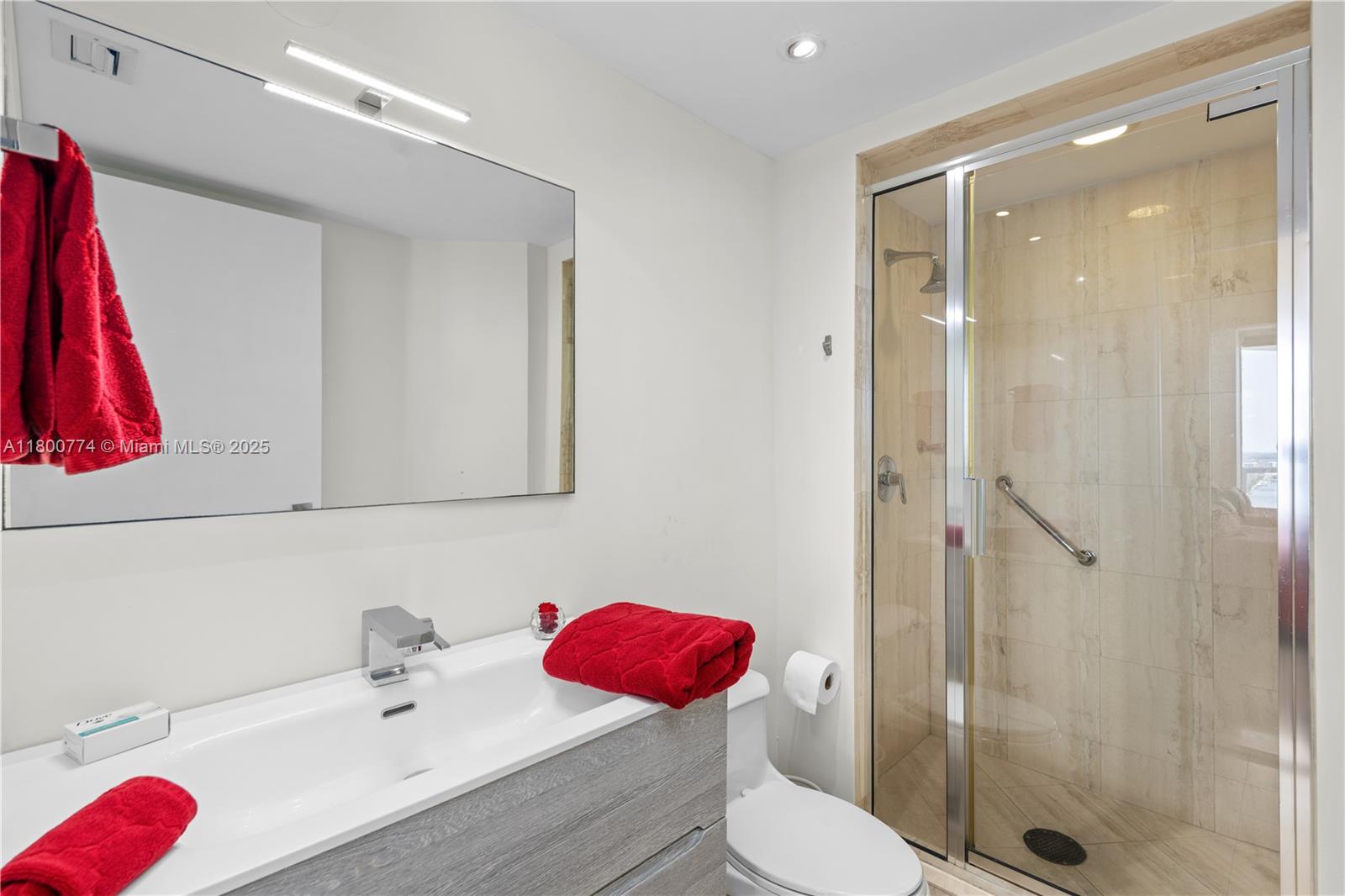 image Millenium Condominium23