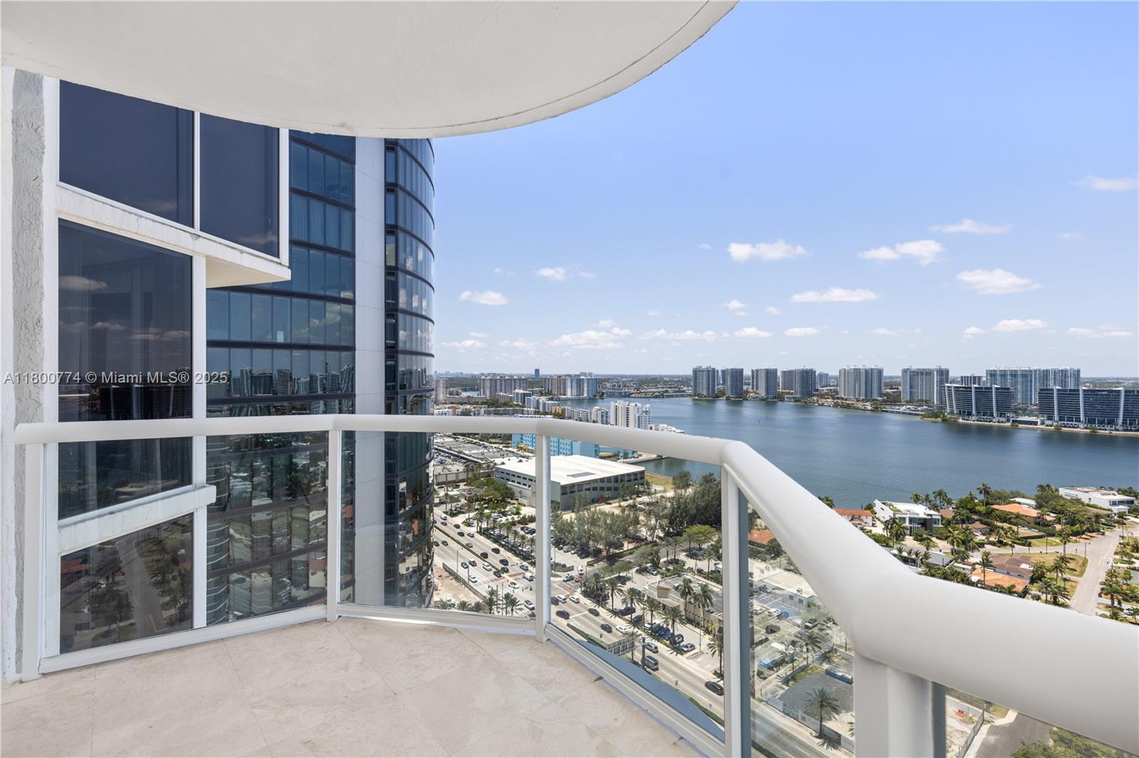 image Millenium Condominium24