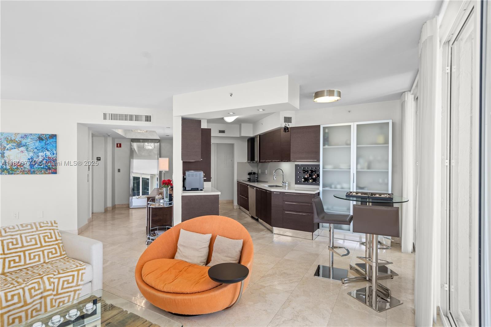 image Millenium Condominium3