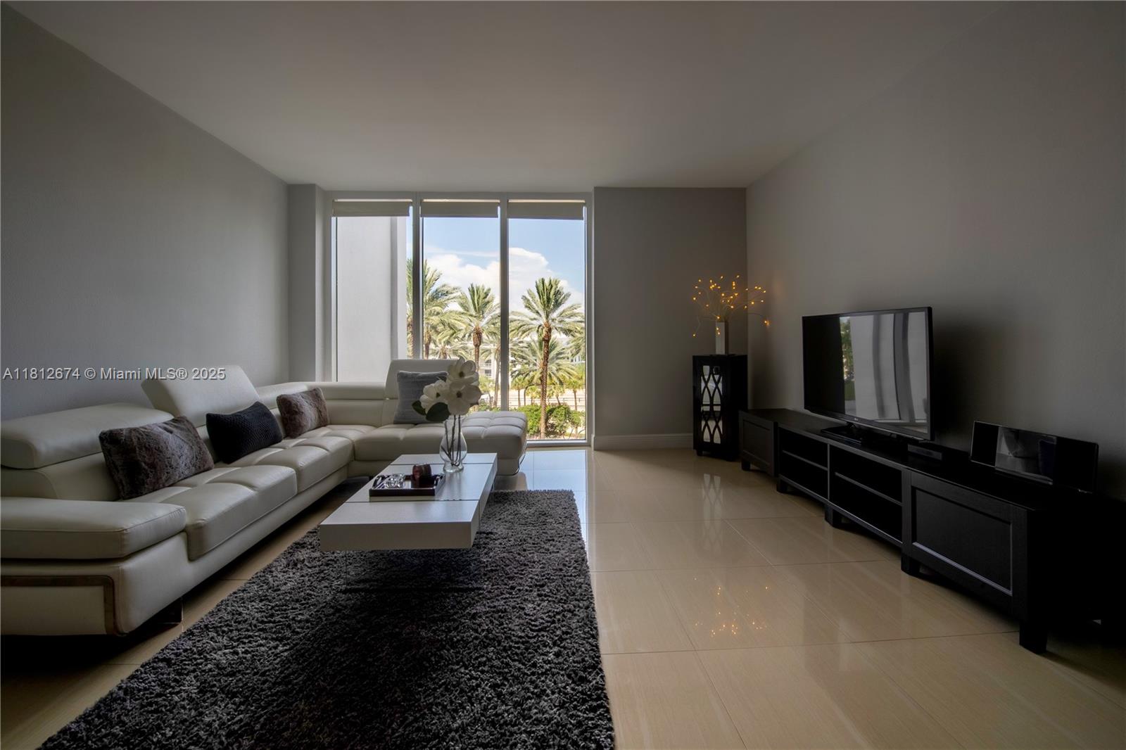 image Harbour House26