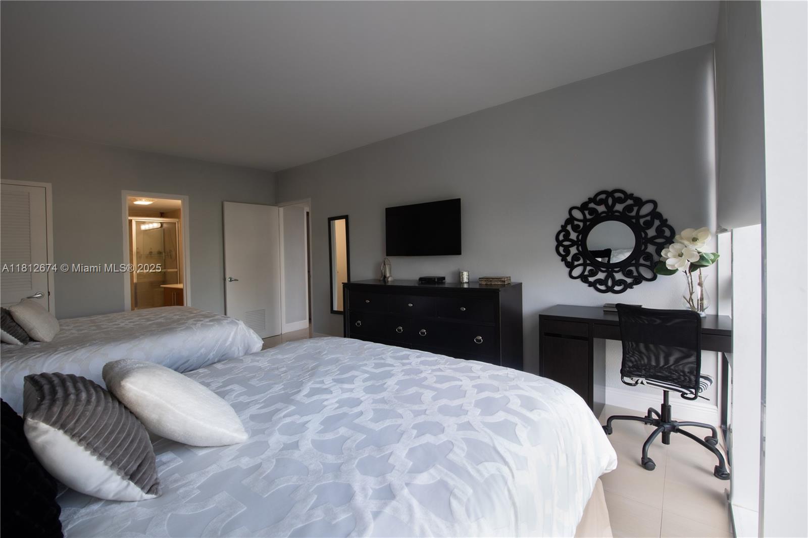 image Harbour House37