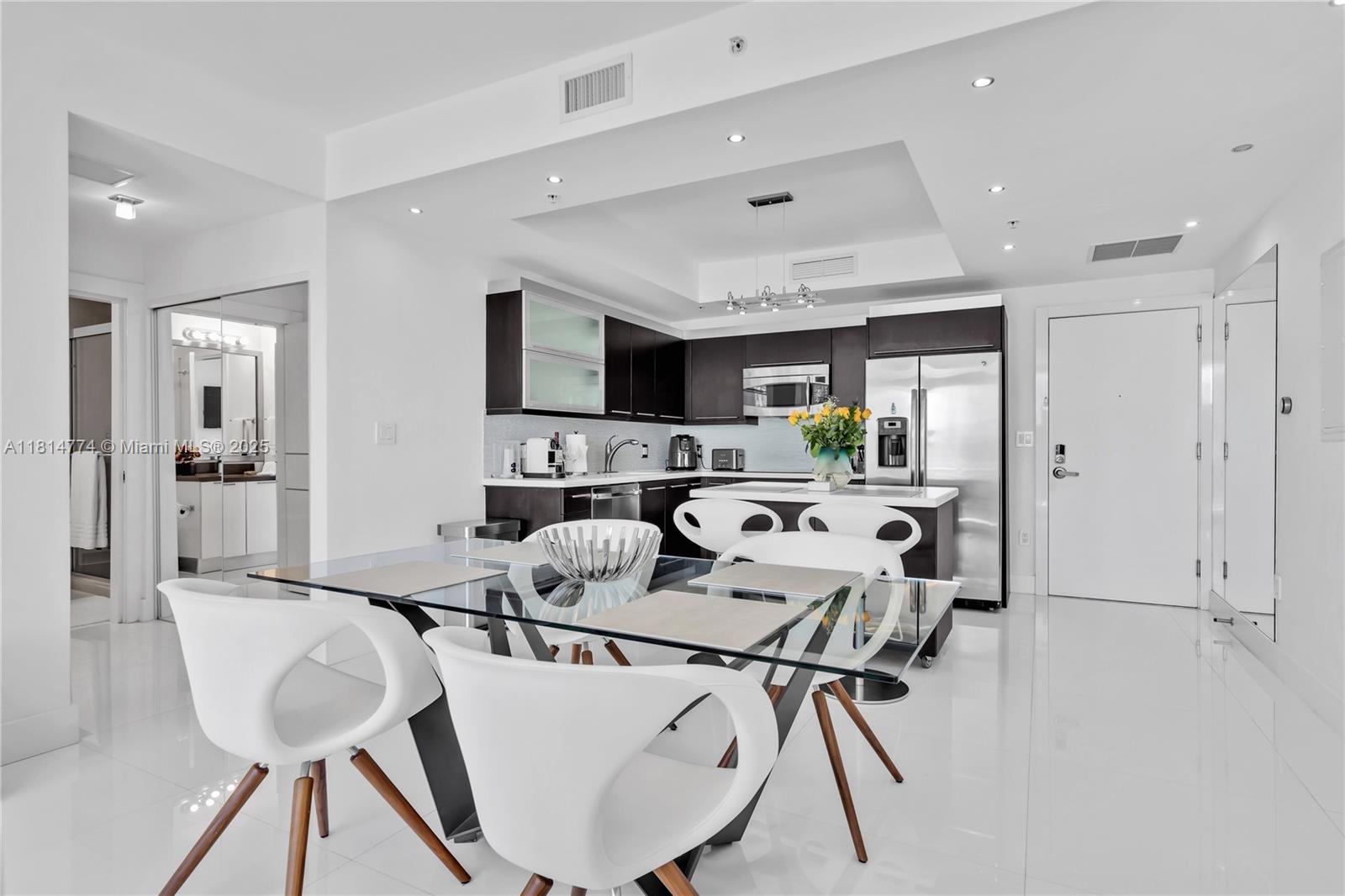 image Ivy Condo15