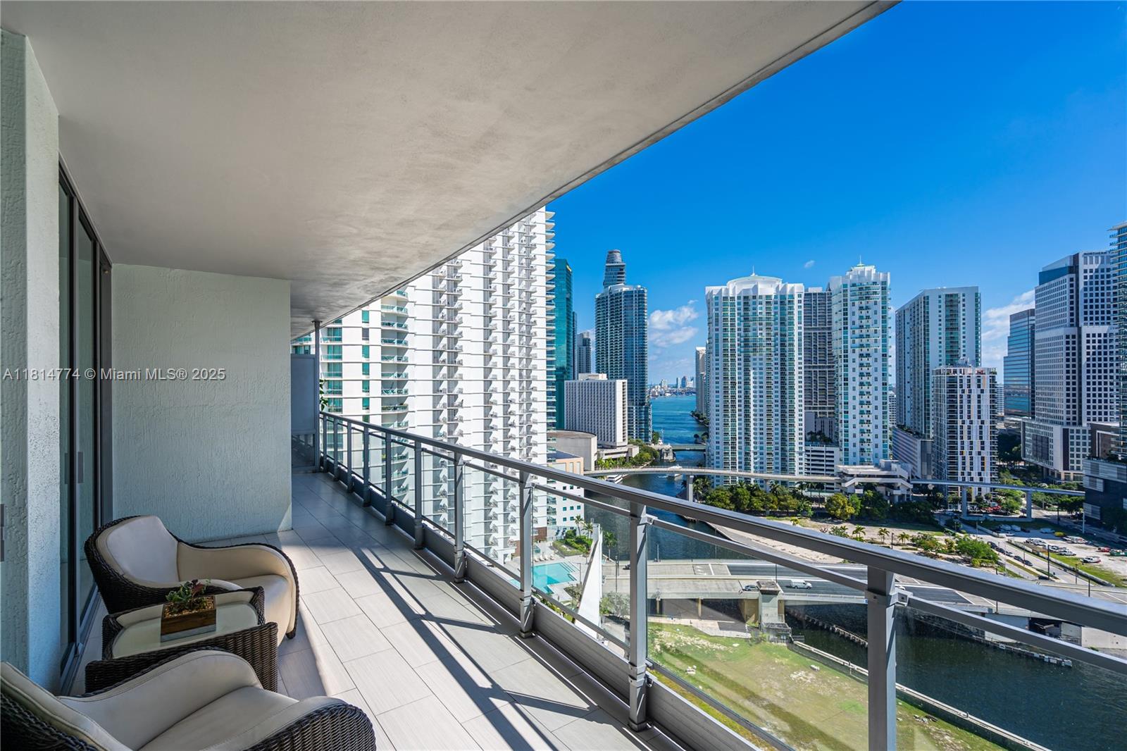 image Ivy Condo1