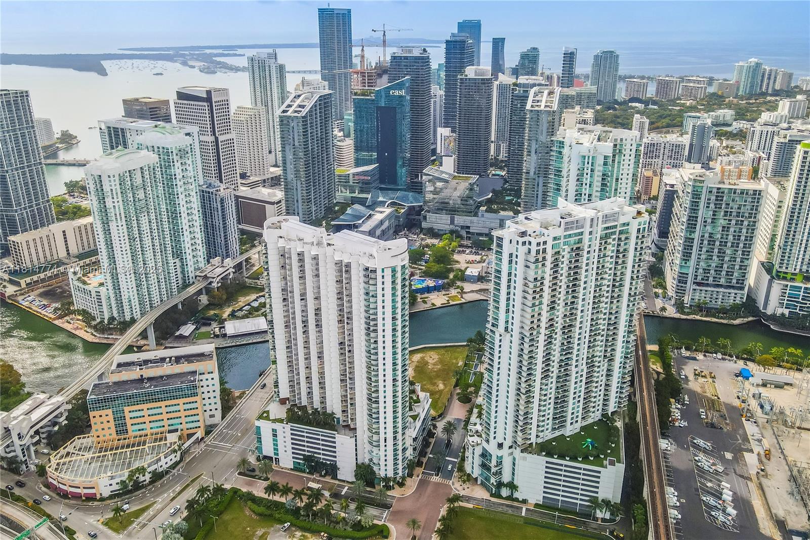 image Ivy Condo40
