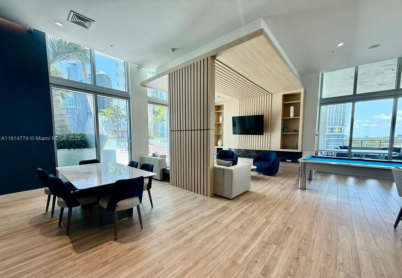 image Ivy Condo46