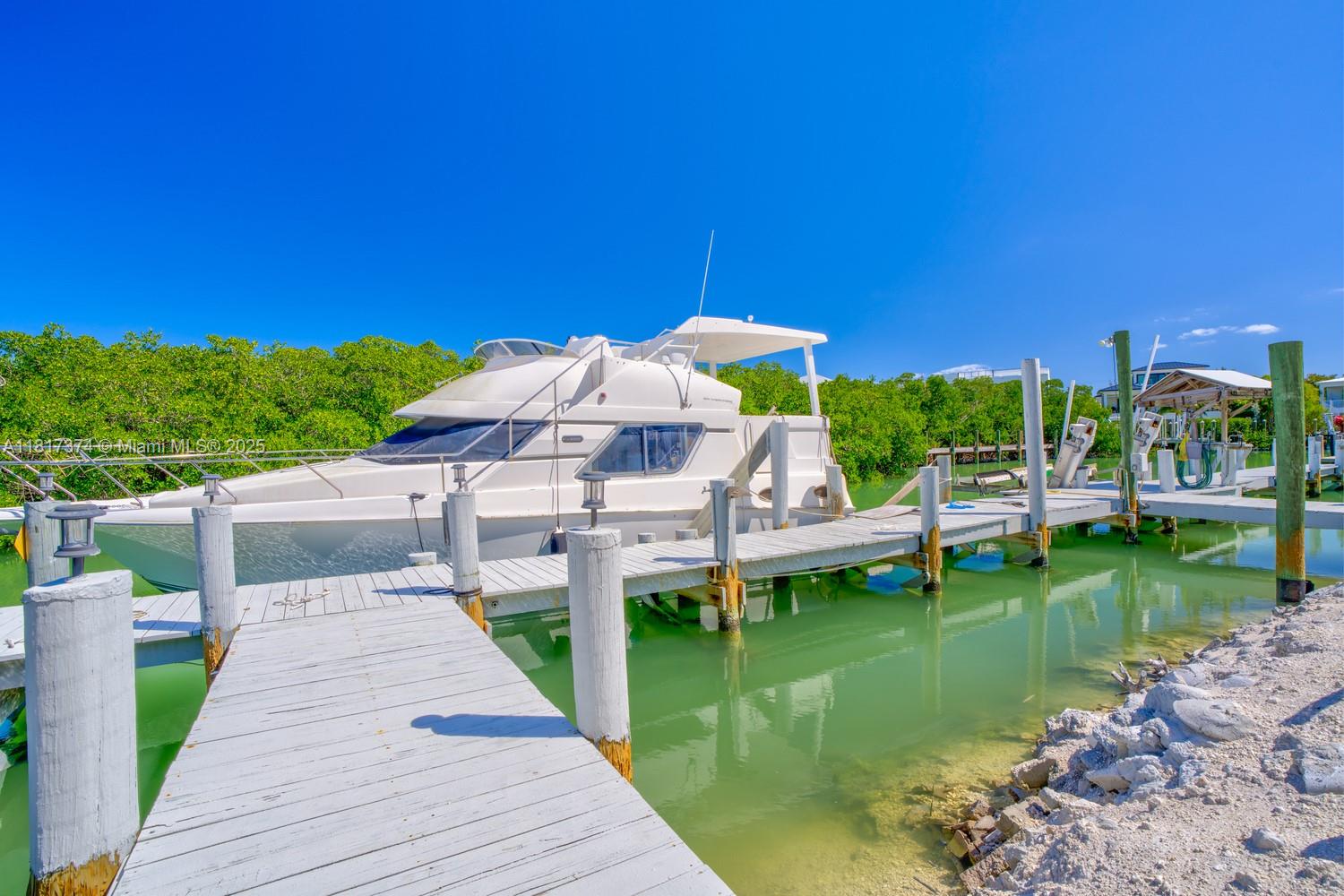 131 Avenue G Marathon, FL 33050