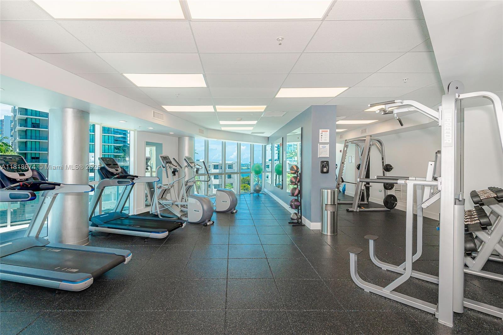 image Platinum Condo24