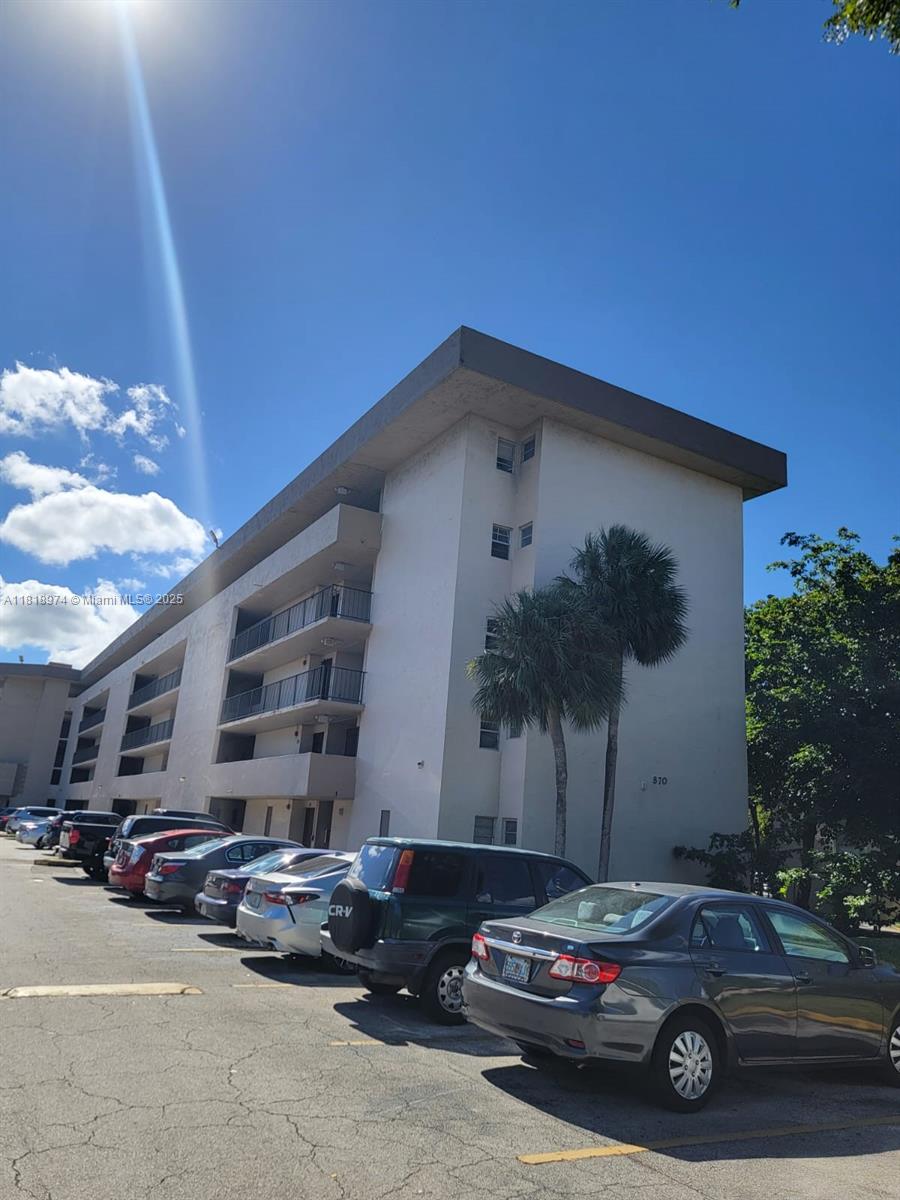 870 NW 87th Ave #310