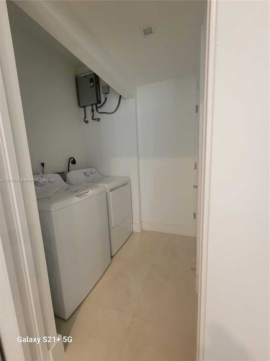 4117 N Oak Pl Dania Beach, FL 33314