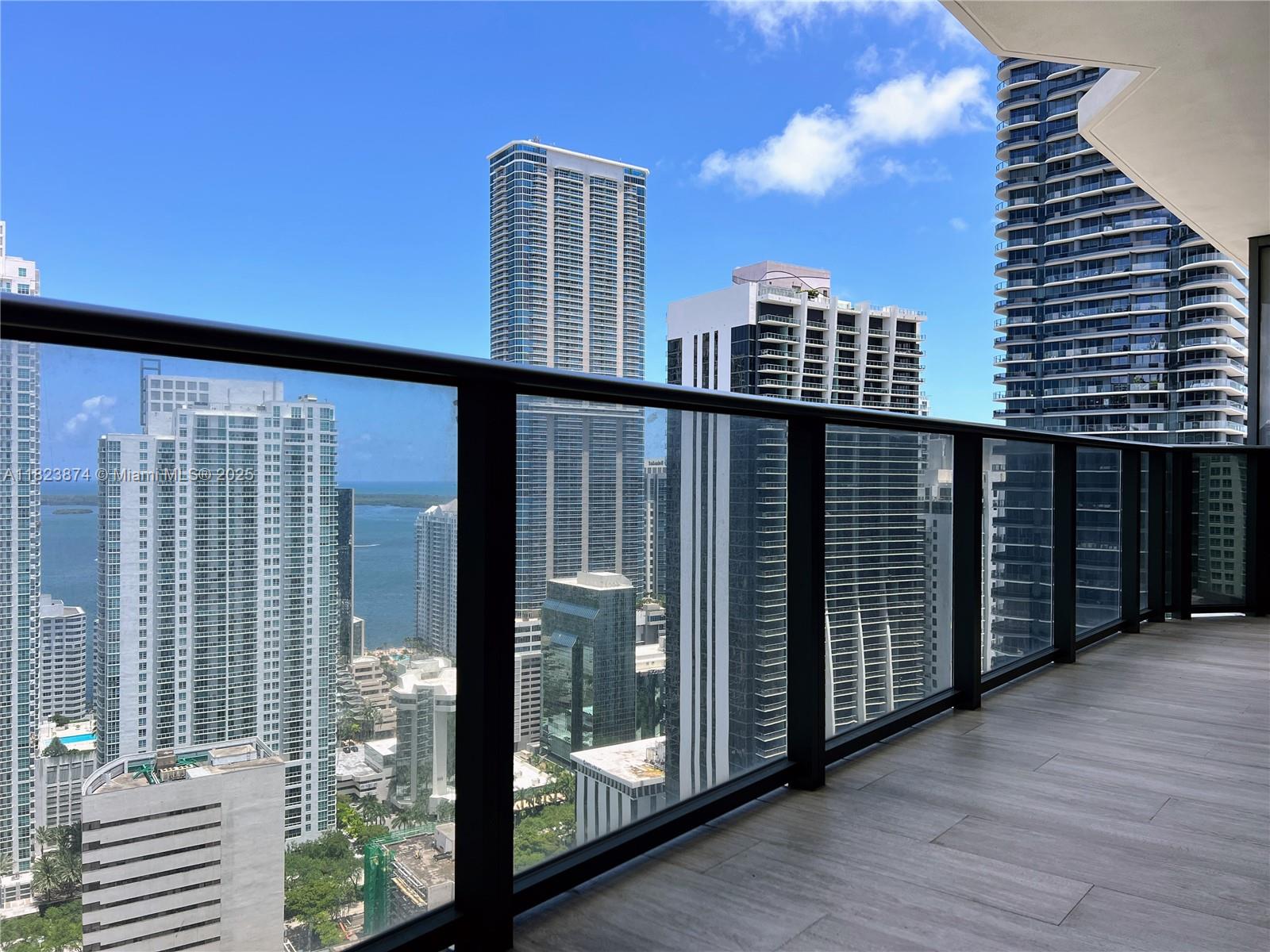 image BRICKELL HEIGHTS EAST13
