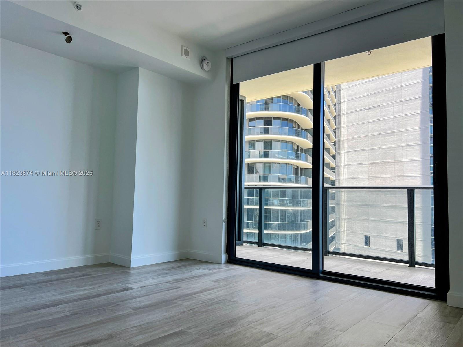 image BRICKELL HEIGHTS EAST8