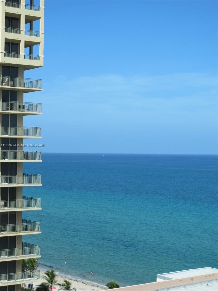 3140 S Ocean Dr #1207