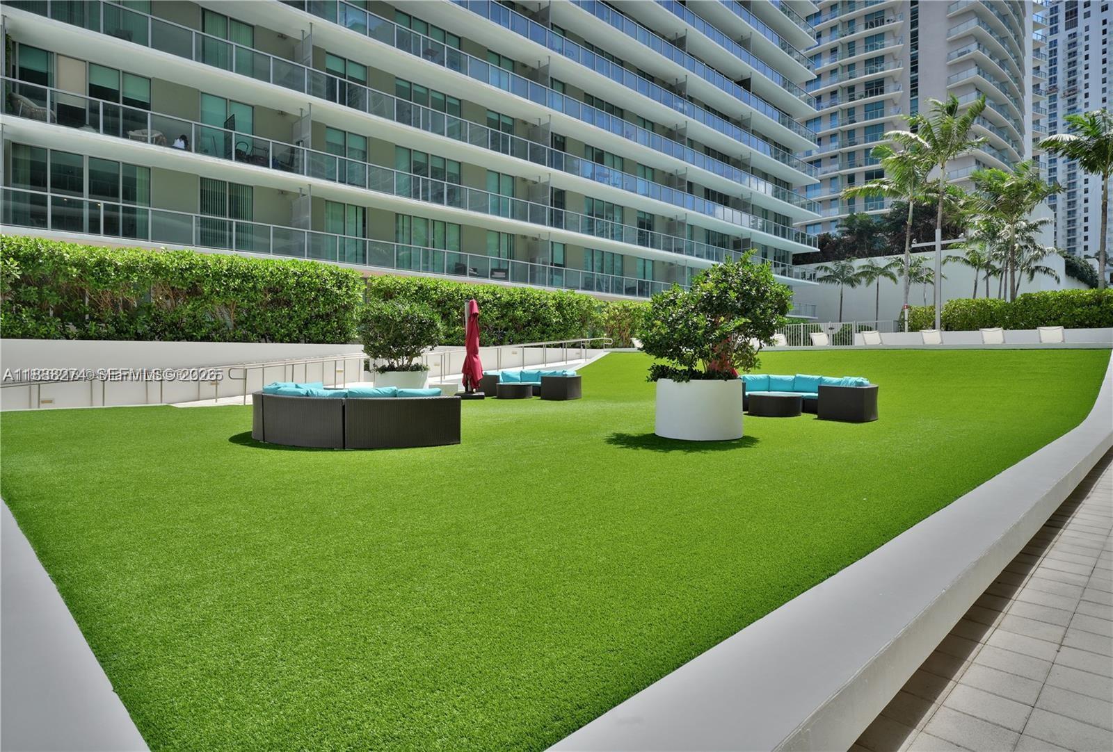 image Axis on Brickell North22