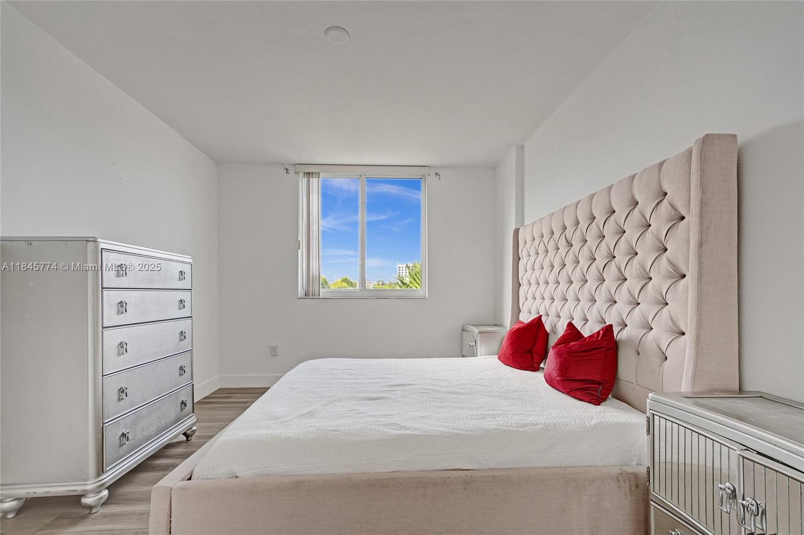 image Venture At Aventura17