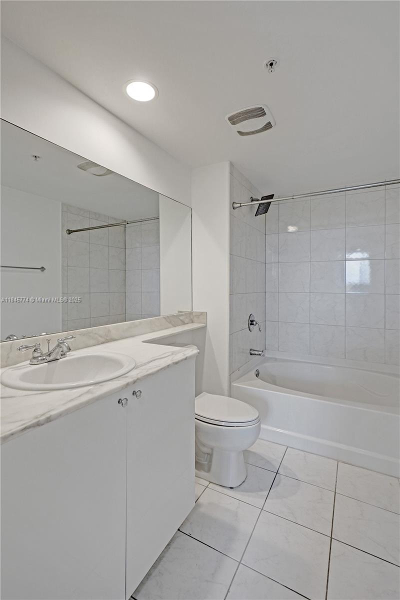 image Venture At Aventura22