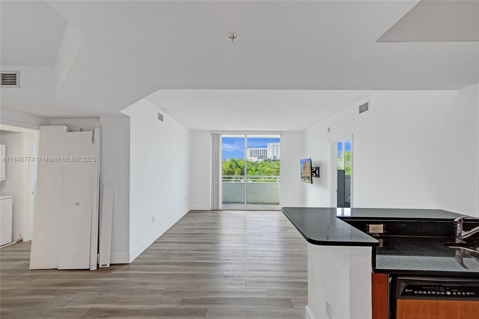 image Venture At Aventura41