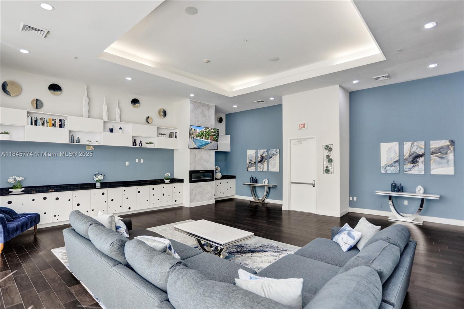 image Venture At Aventura49