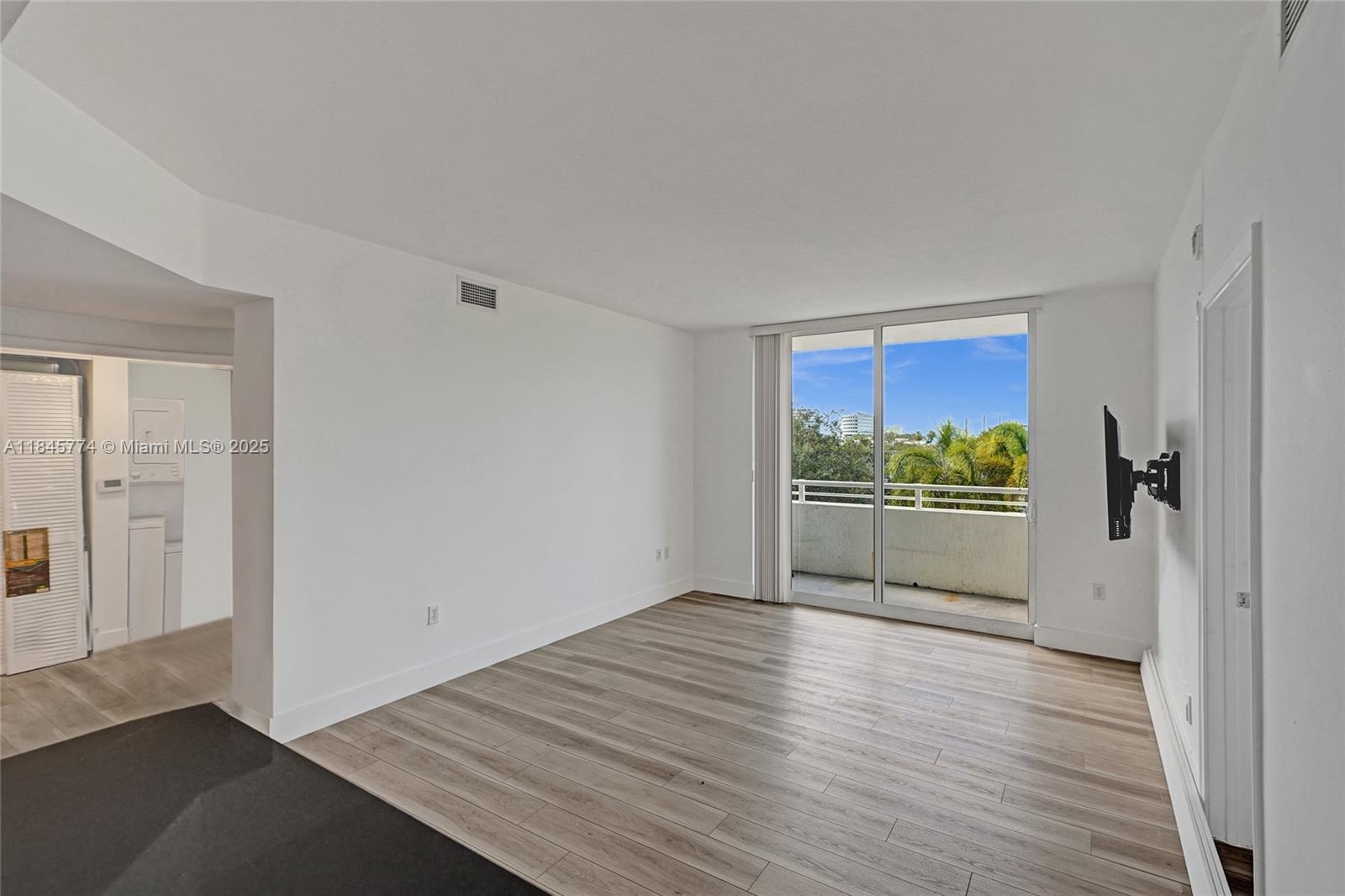 image Venture At Aventura8