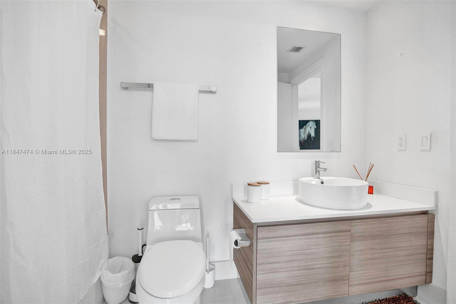 image Hyde Midtown Residences17