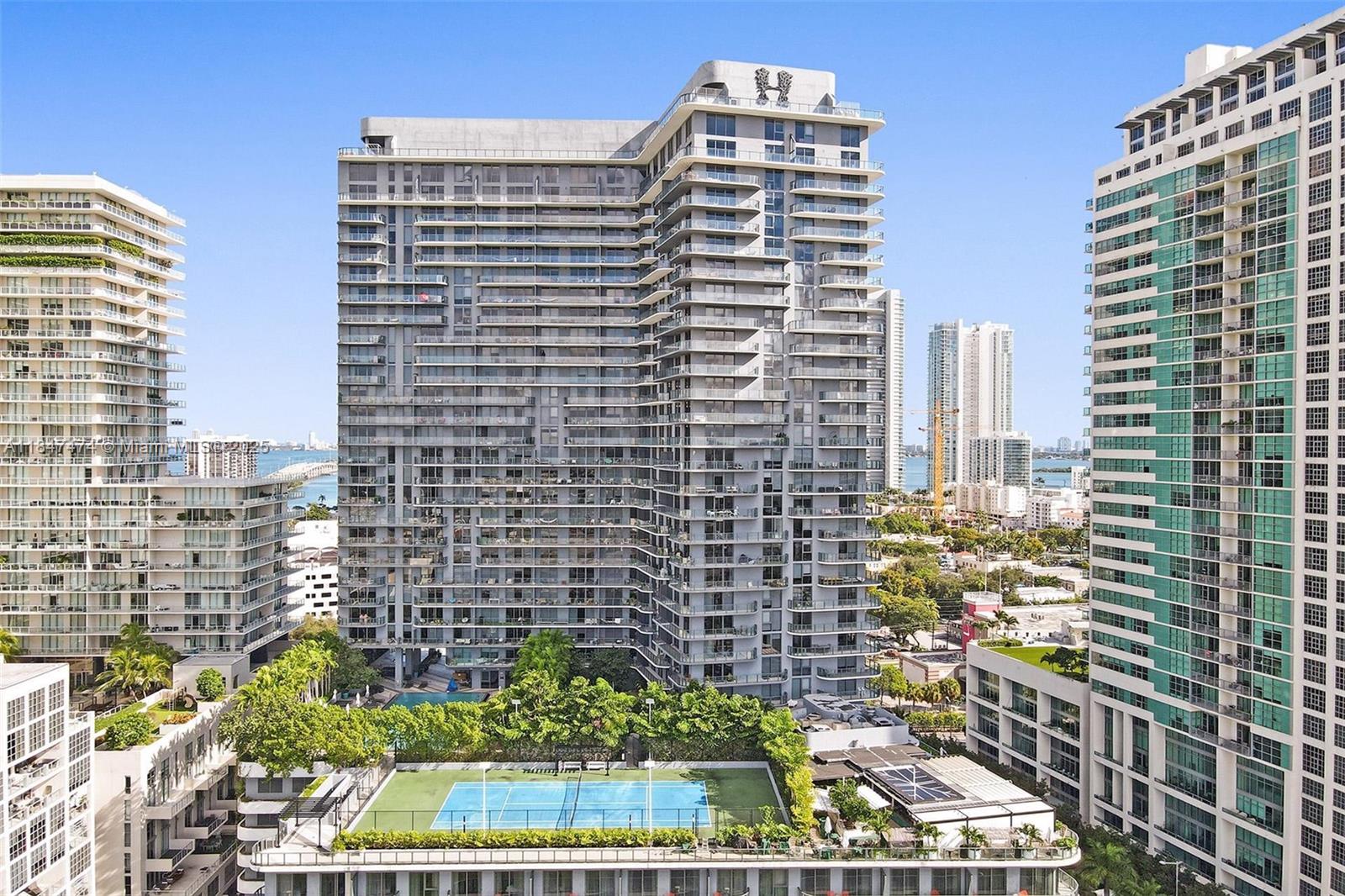 image Hyde Midtown Residences25