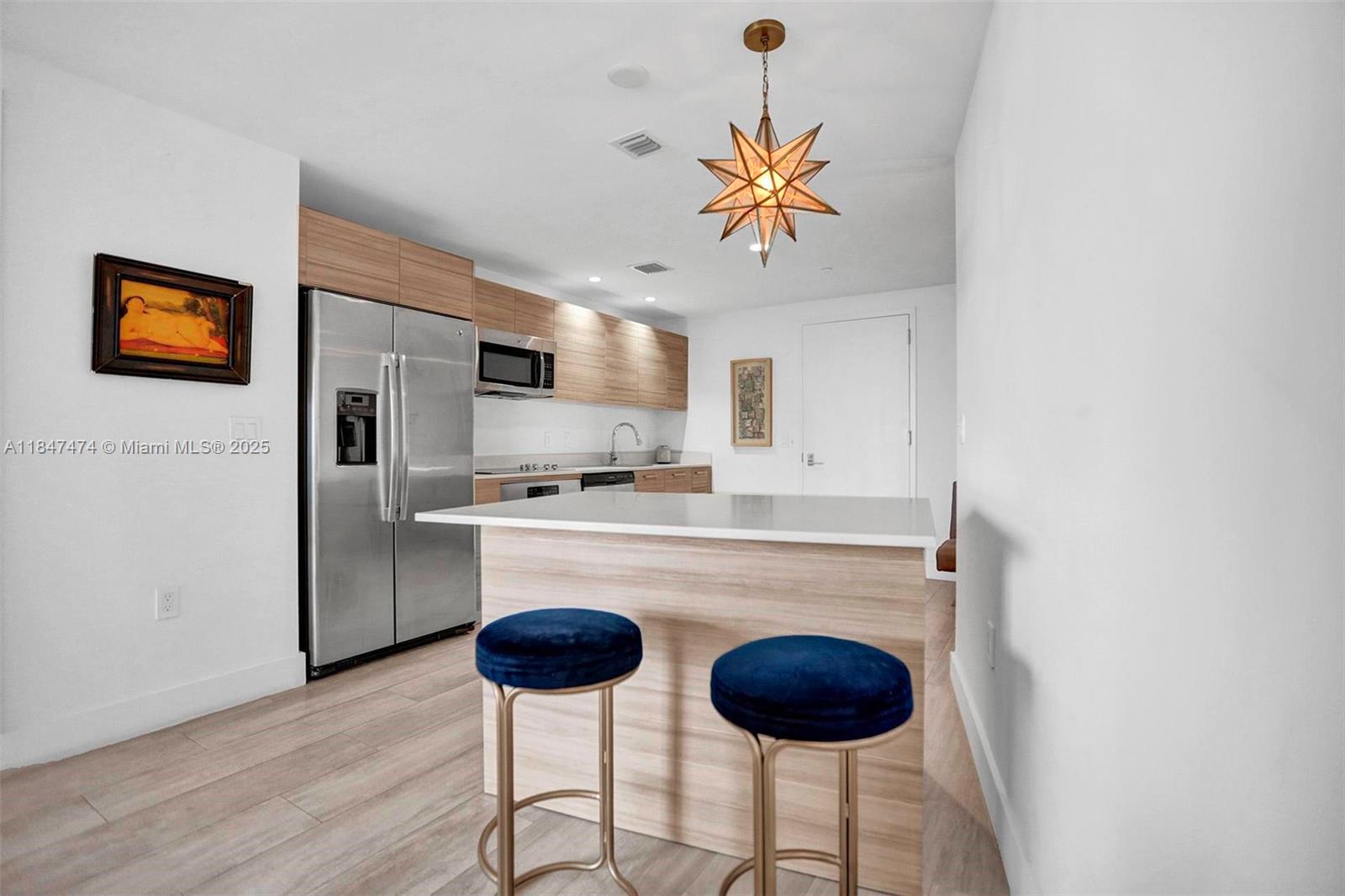 image Hyde Midtown Residences5