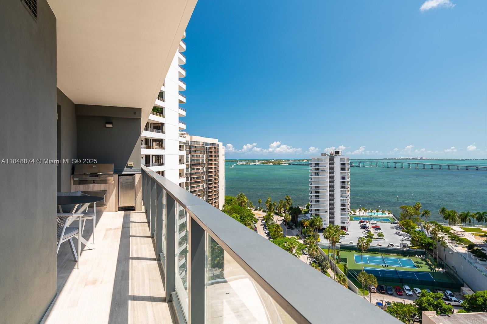 image Echo Brickell17