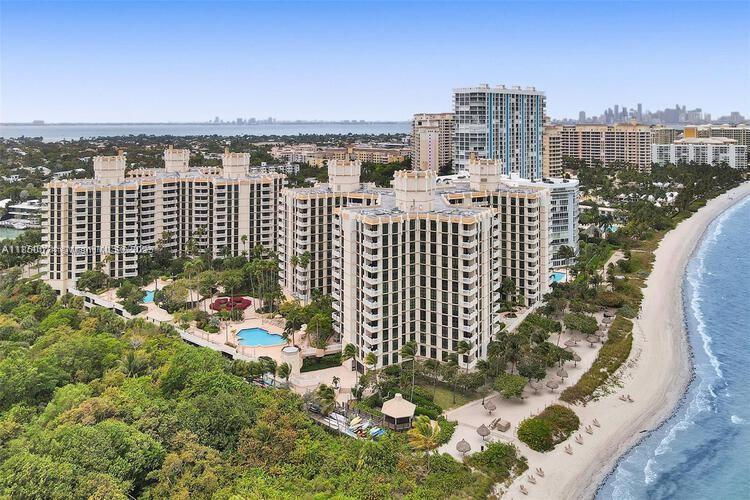 image Towers Of Key Biscayne17