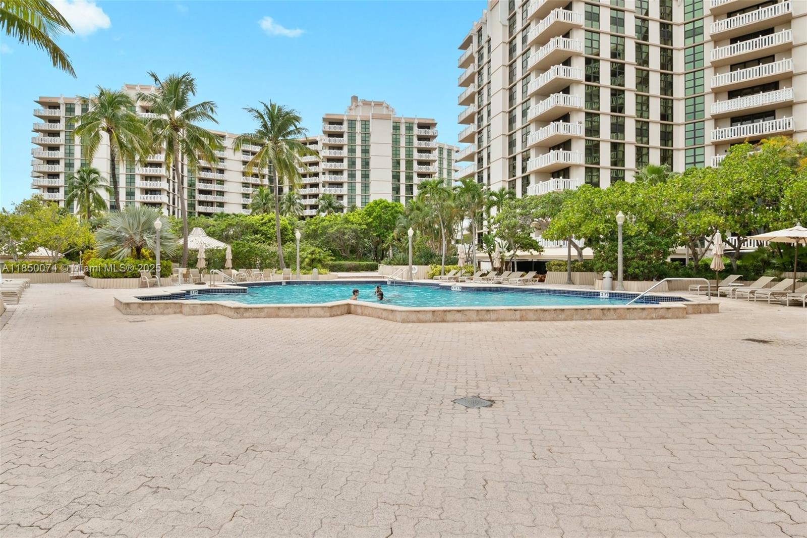 image Towers Of Key Biscayne21
