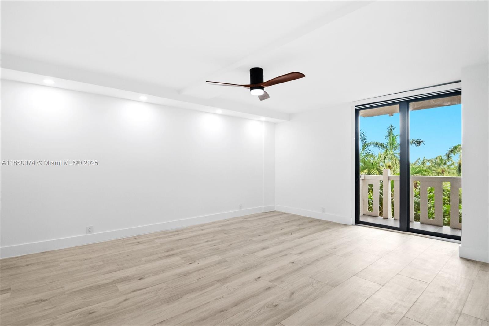 image Towers Of Key Biscayne31