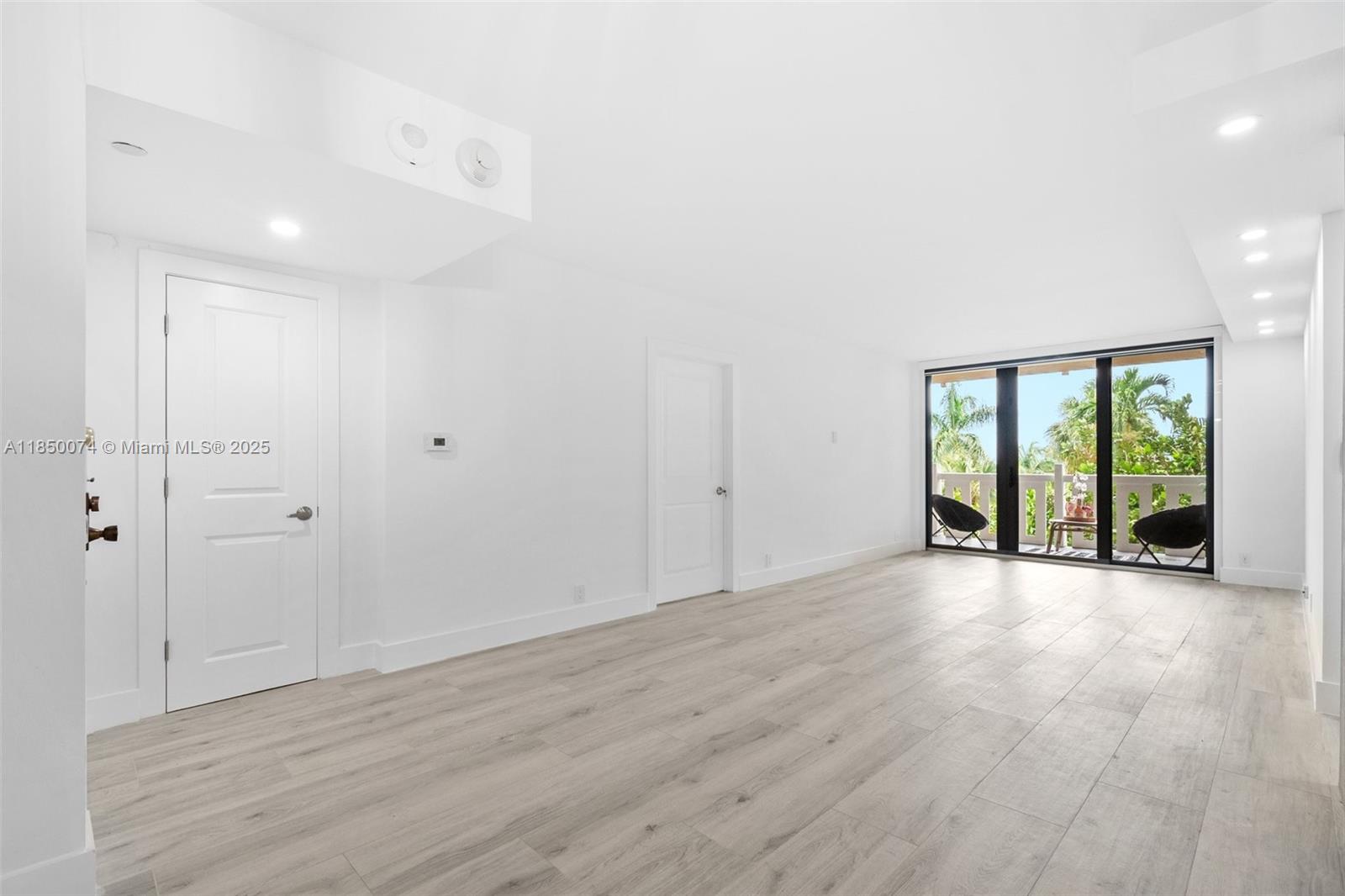 image Towers Of Key Biscayne34