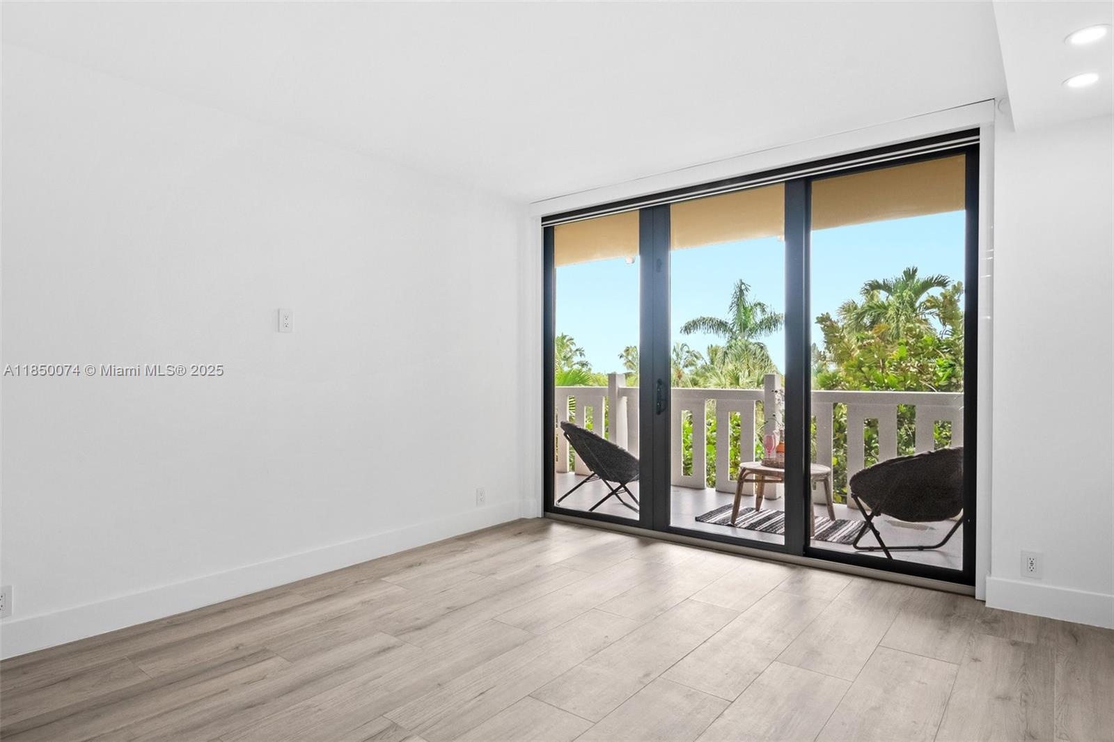 image Towers Of Key Biscayne36