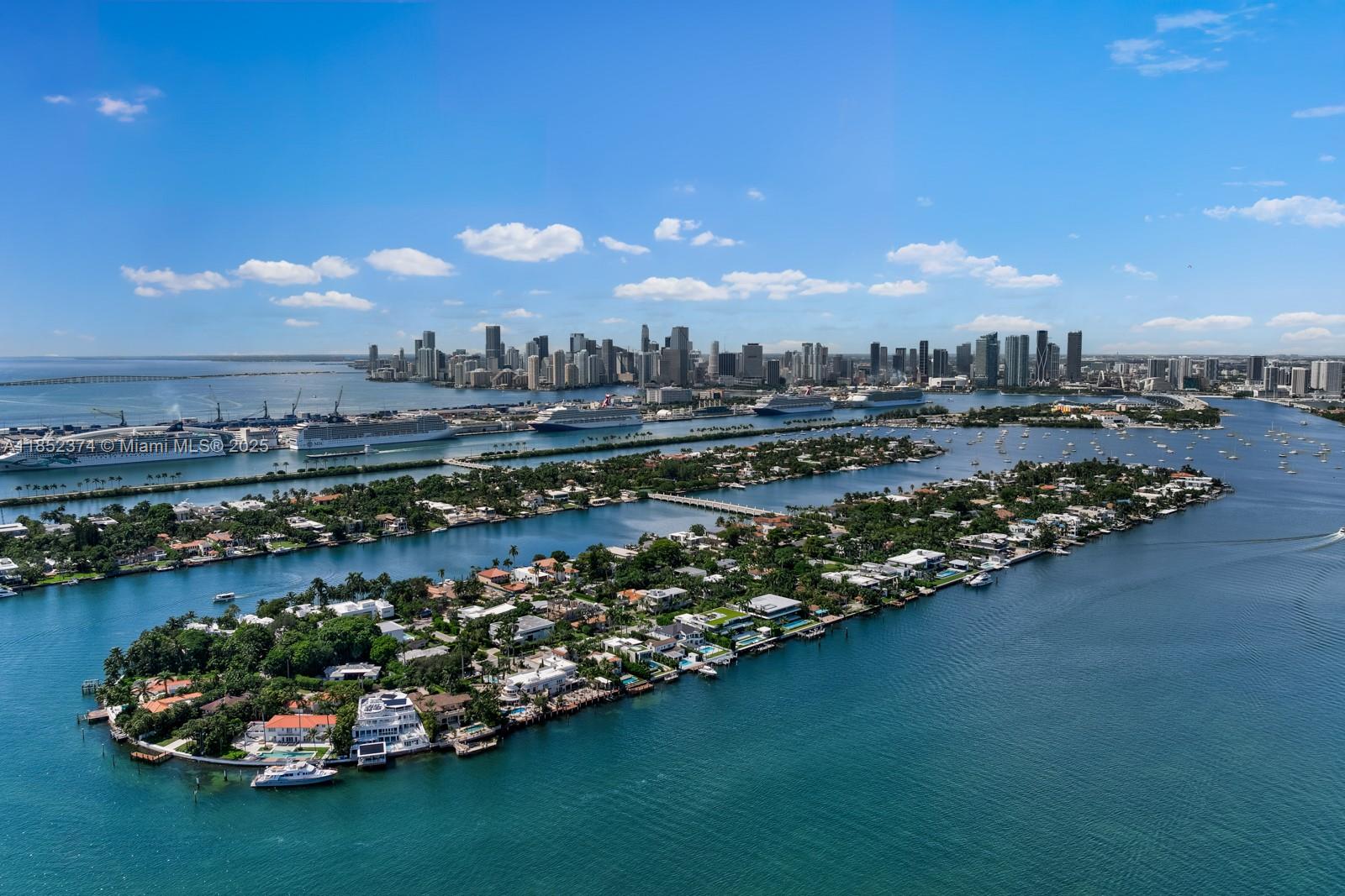 176 S Hibiscus Dr Miami Beach, FL 33139