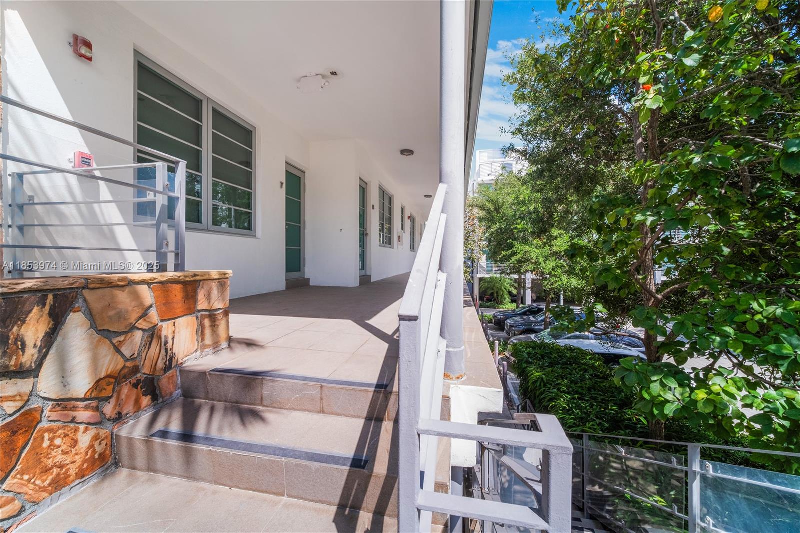 2021 Meridian Ave #11 Miami Beach, FL 33139