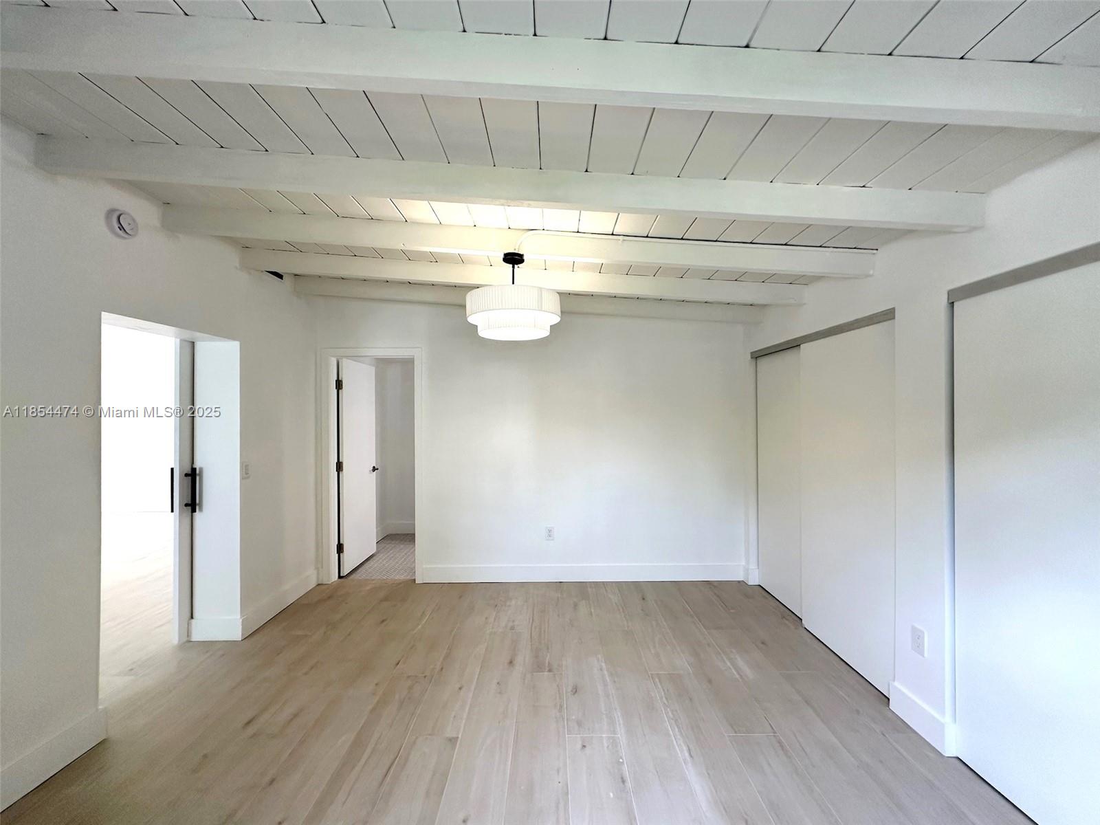 4430 SW 11th St Miami, FL 33134