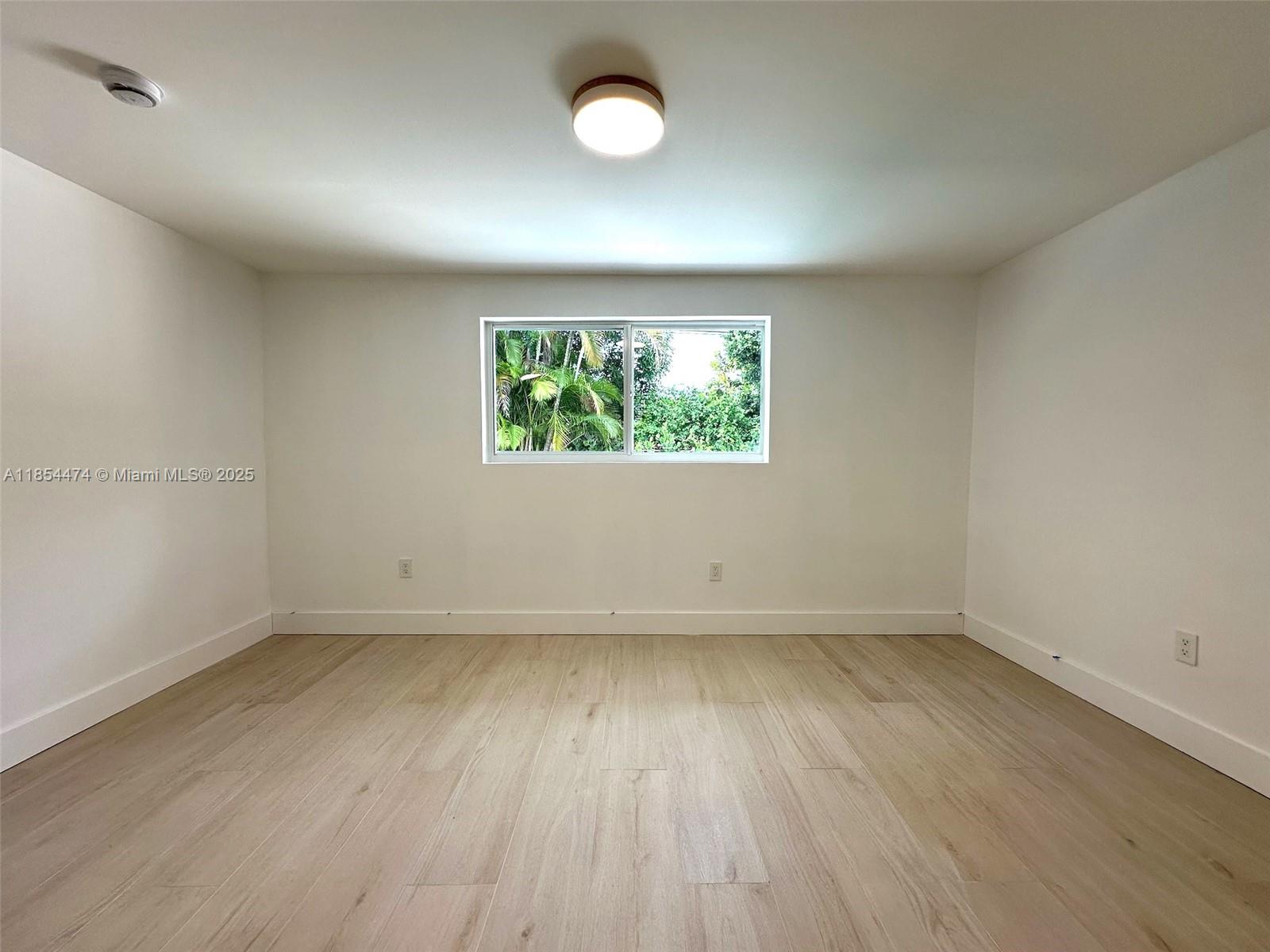 4430 SW 11th St Miami, FL 33134