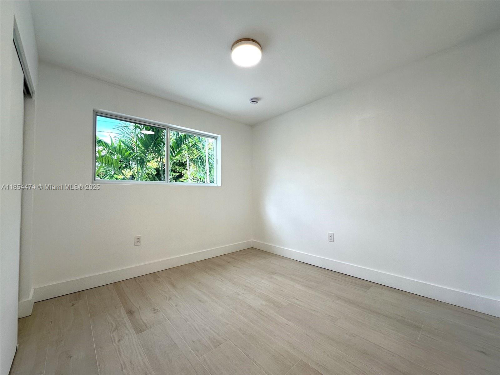 4430 SW 11th St Miami, FL 33134