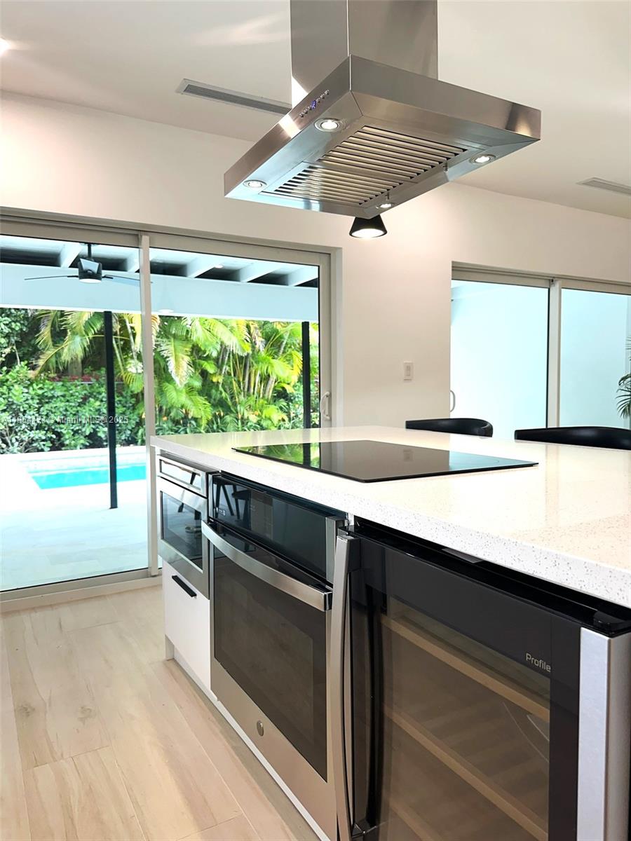 4430 SW 11th St Miami, FL 33134