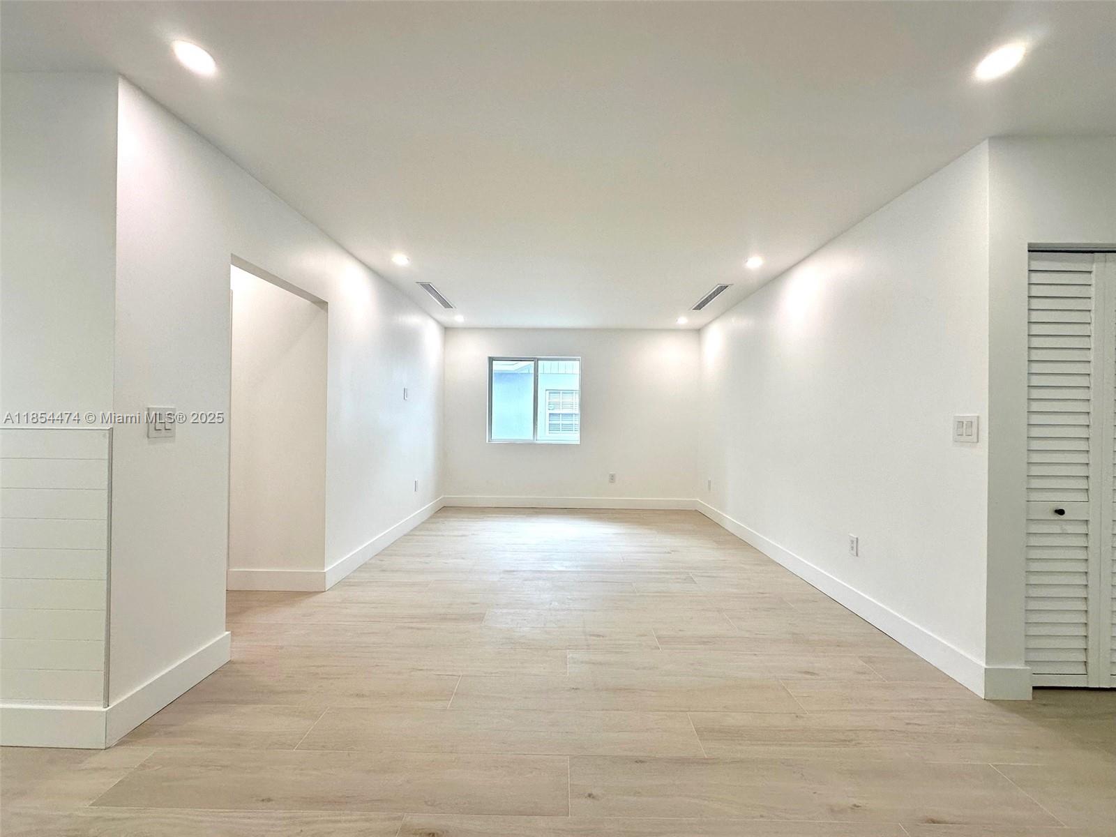 4430 SW 11th St Miami, FL 33134