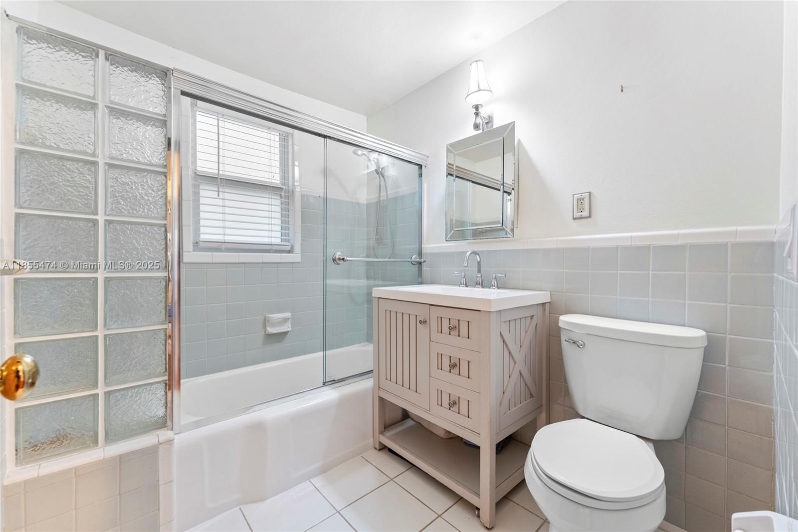 918 Tequesta St Fort Lauderdale, FL 33311