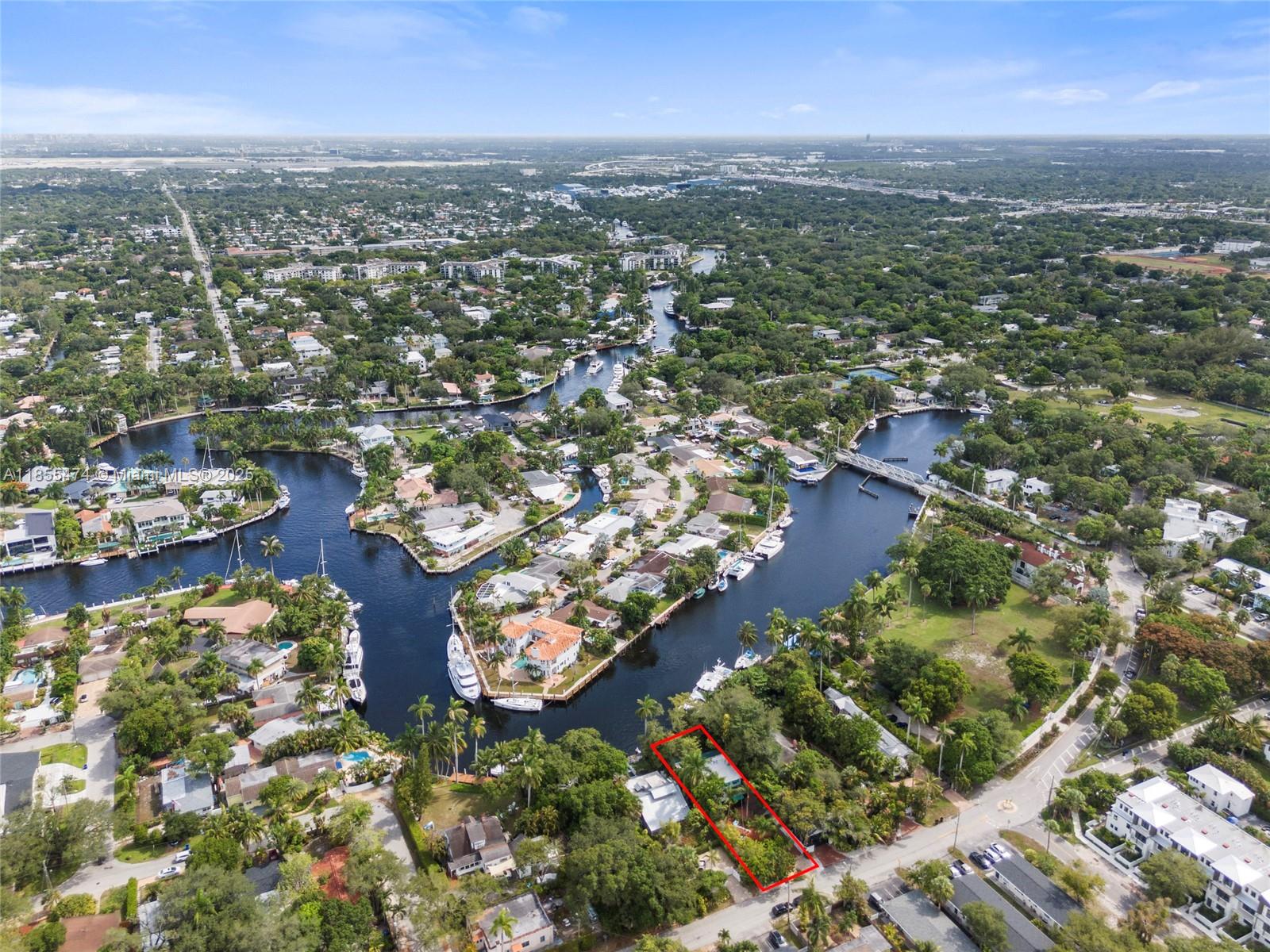 918 Tequesta St Fort Lauderdale, FL 33311