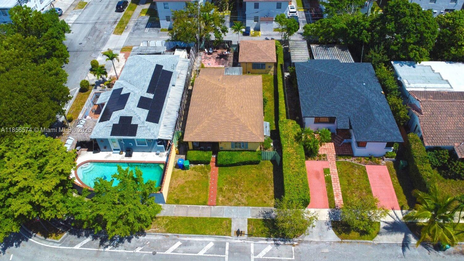 2385 SW 22nd Ter