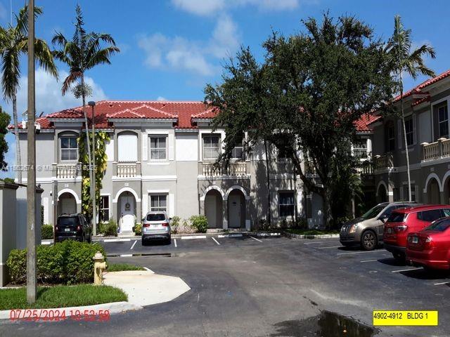 4917 SW 141st Ave #4