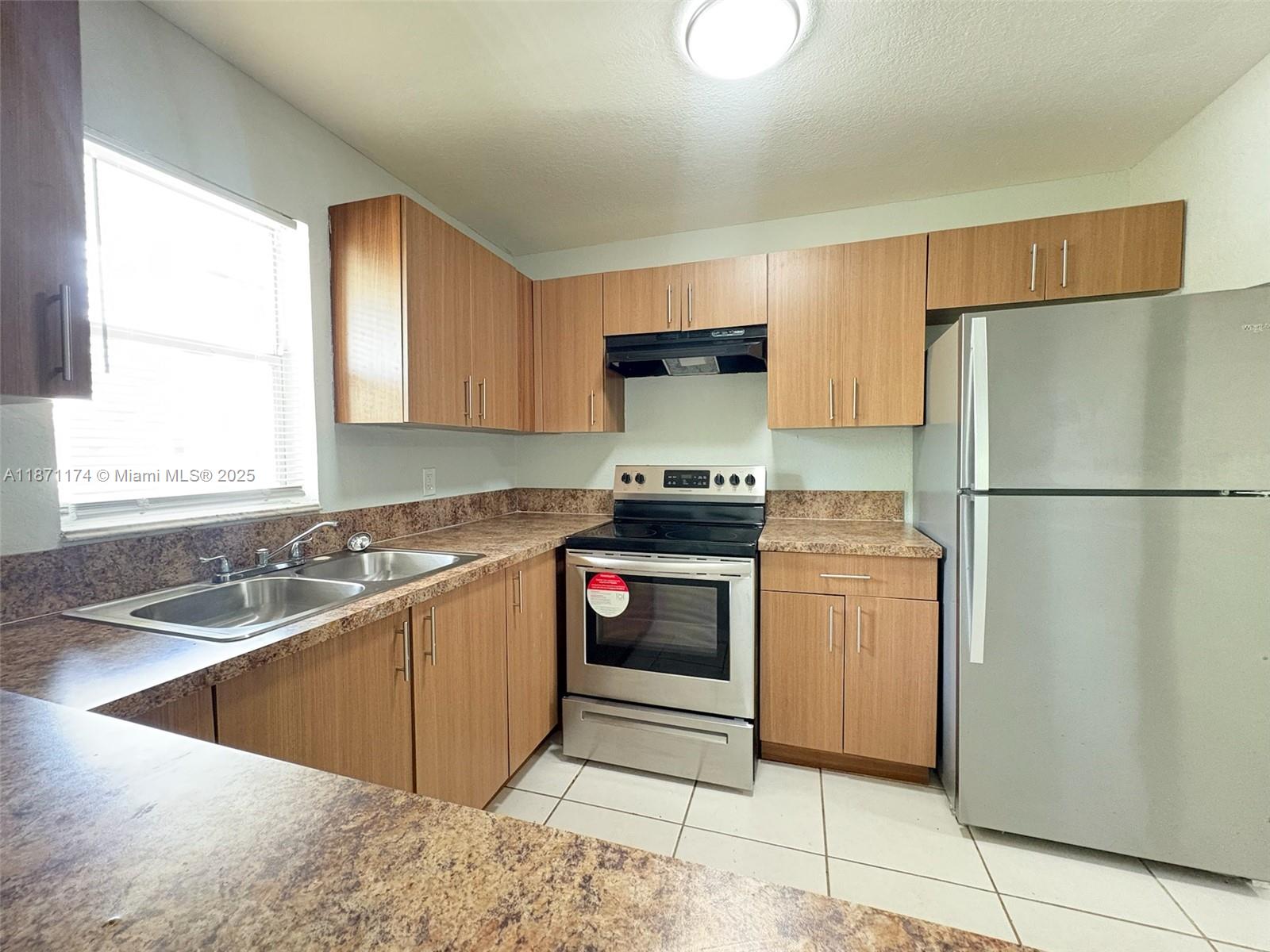 4160 NW 21st St #240-B