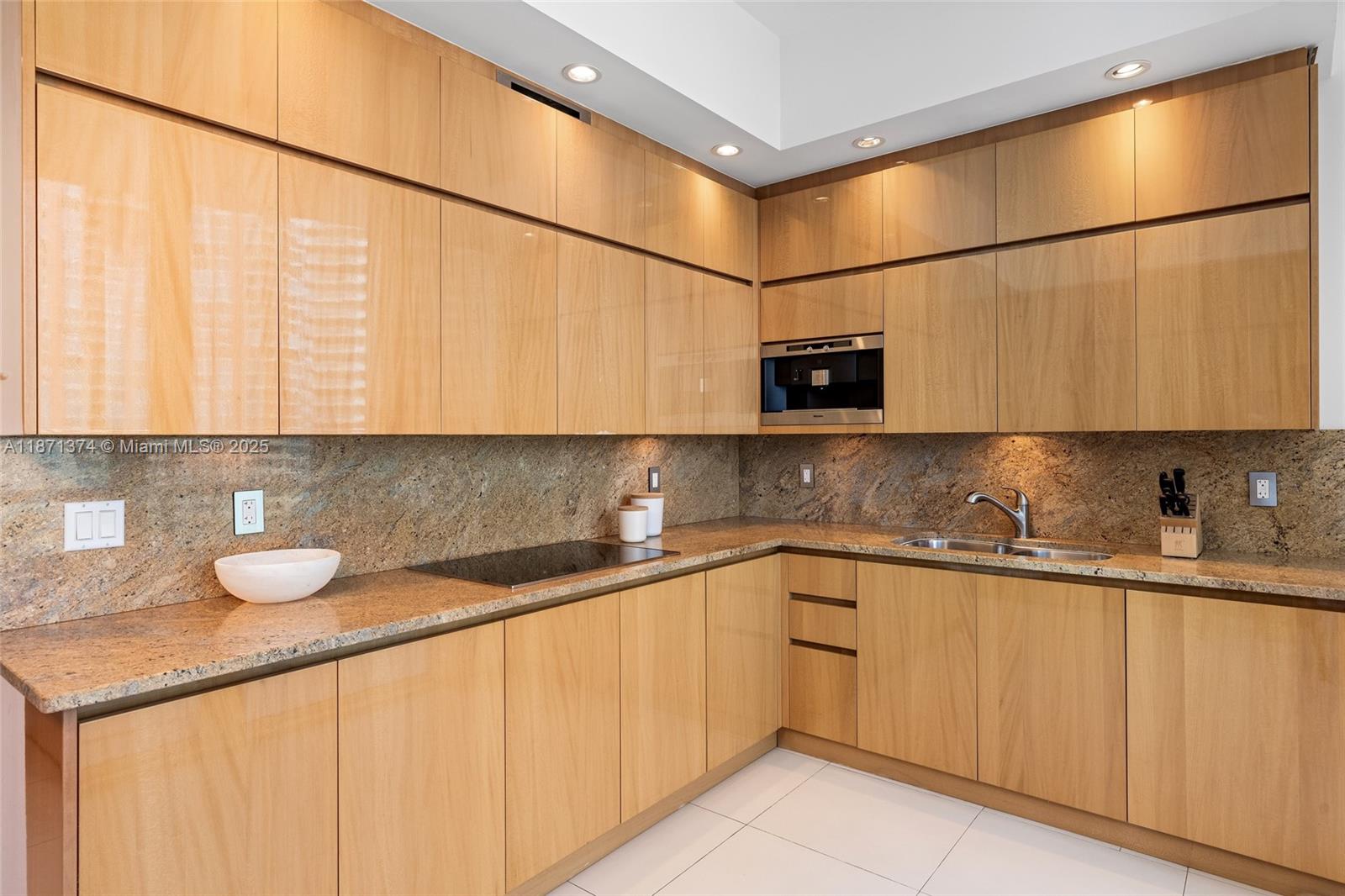 image Continuum On South Beach7