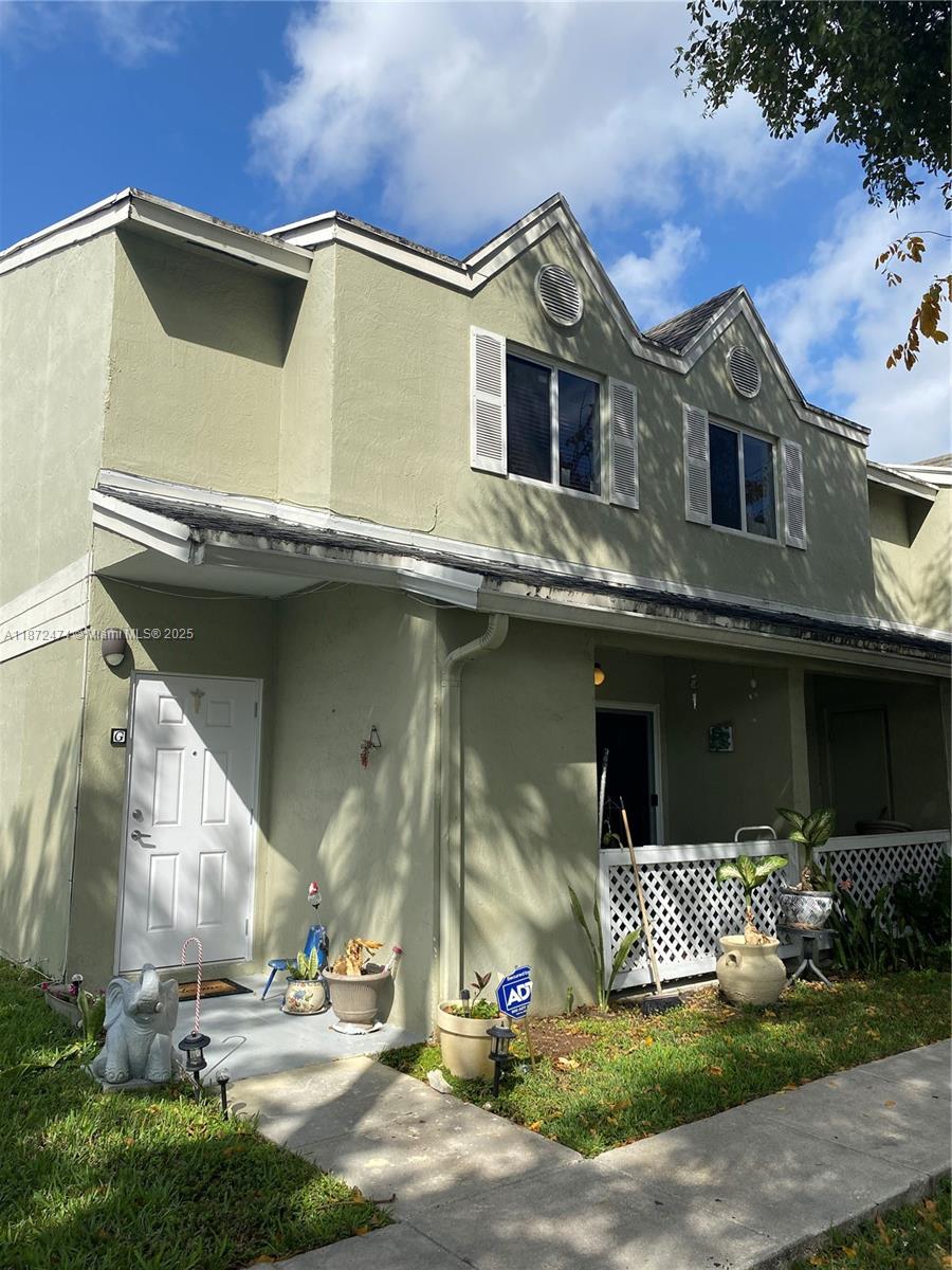 17455 NW 67th Ct #G-17,Hialeah, FL 33015