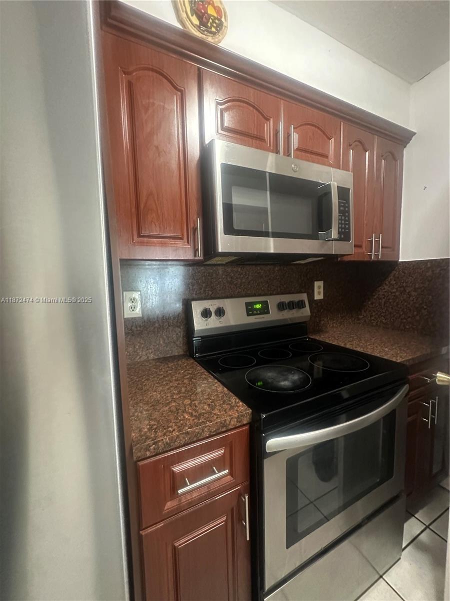 17455 NW 67th Ct #G-17,Hialeah, FL 33015