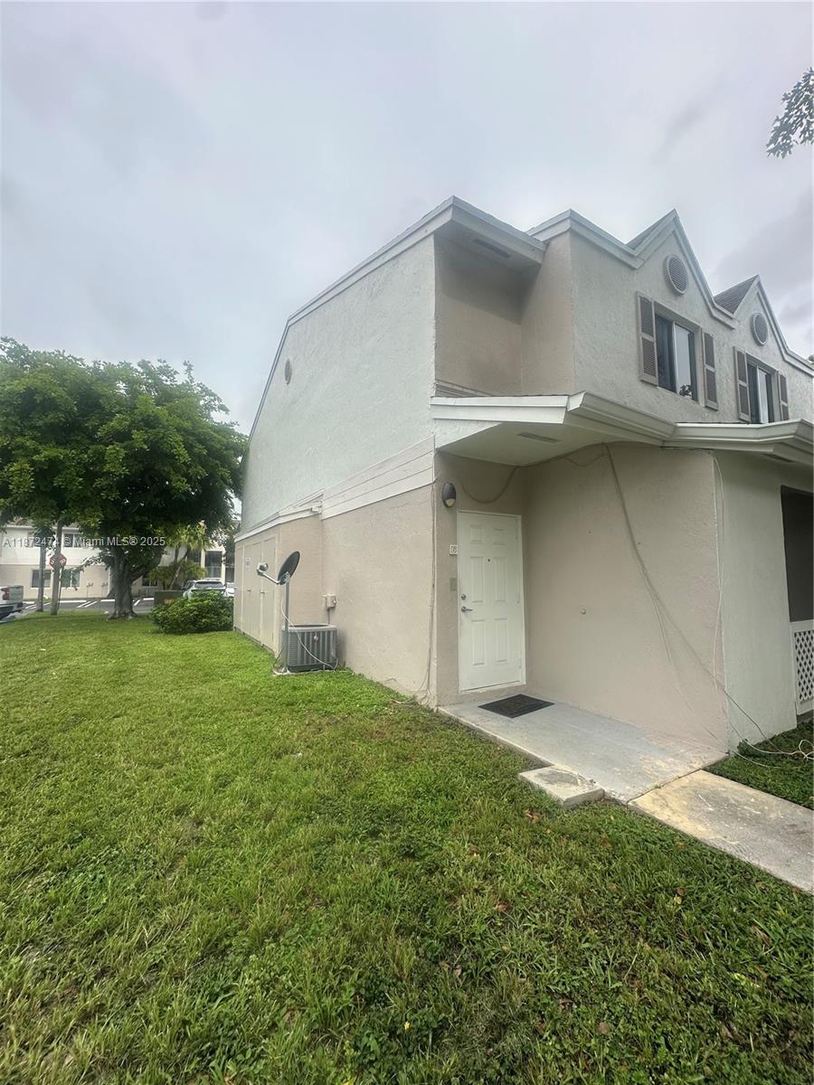 17455 NW 67th Ct #G-17,Hialeah, FL 33015