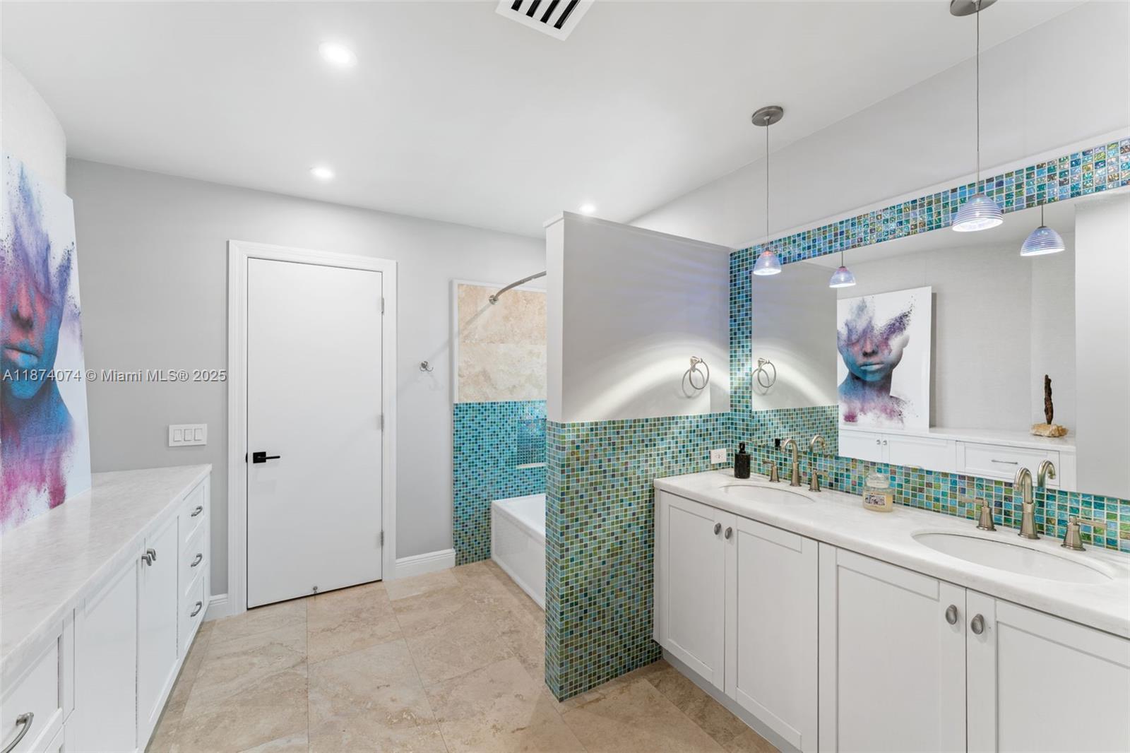 1011 N Venetian Dr Miami, FL 33139 1011 N Venetian Dr Miami, FL 33139