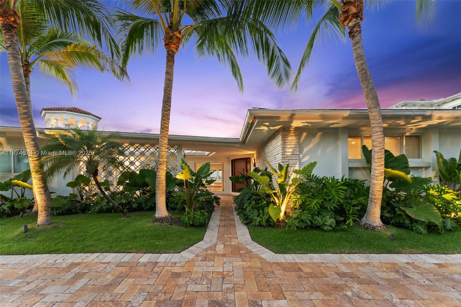 1011 N Venetian Dr Miami, FL 33139 1011 N Venetian Dr Miami, FL 33139